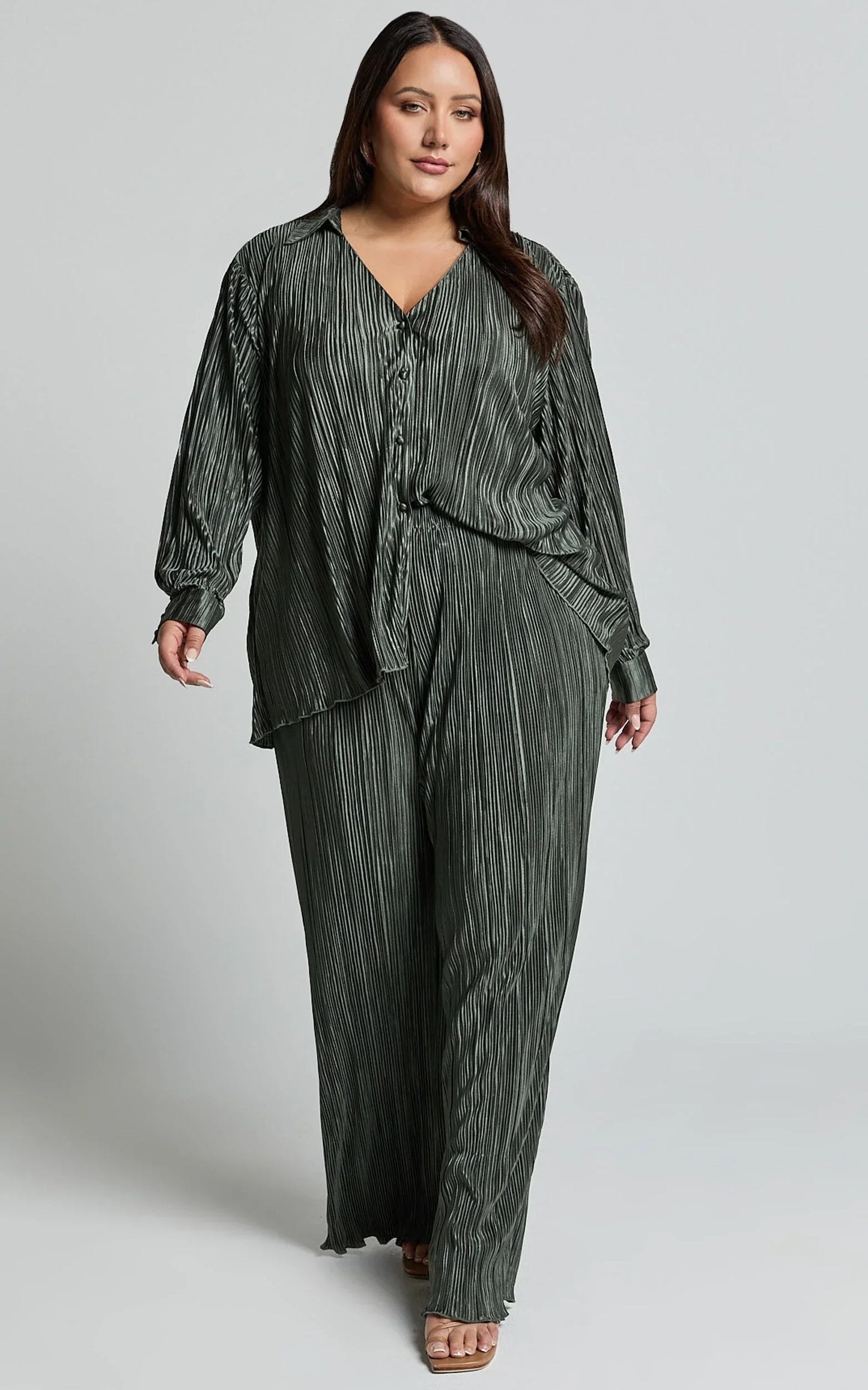 Beca Pants - High Waisted Plisse Flared Pants in Olive