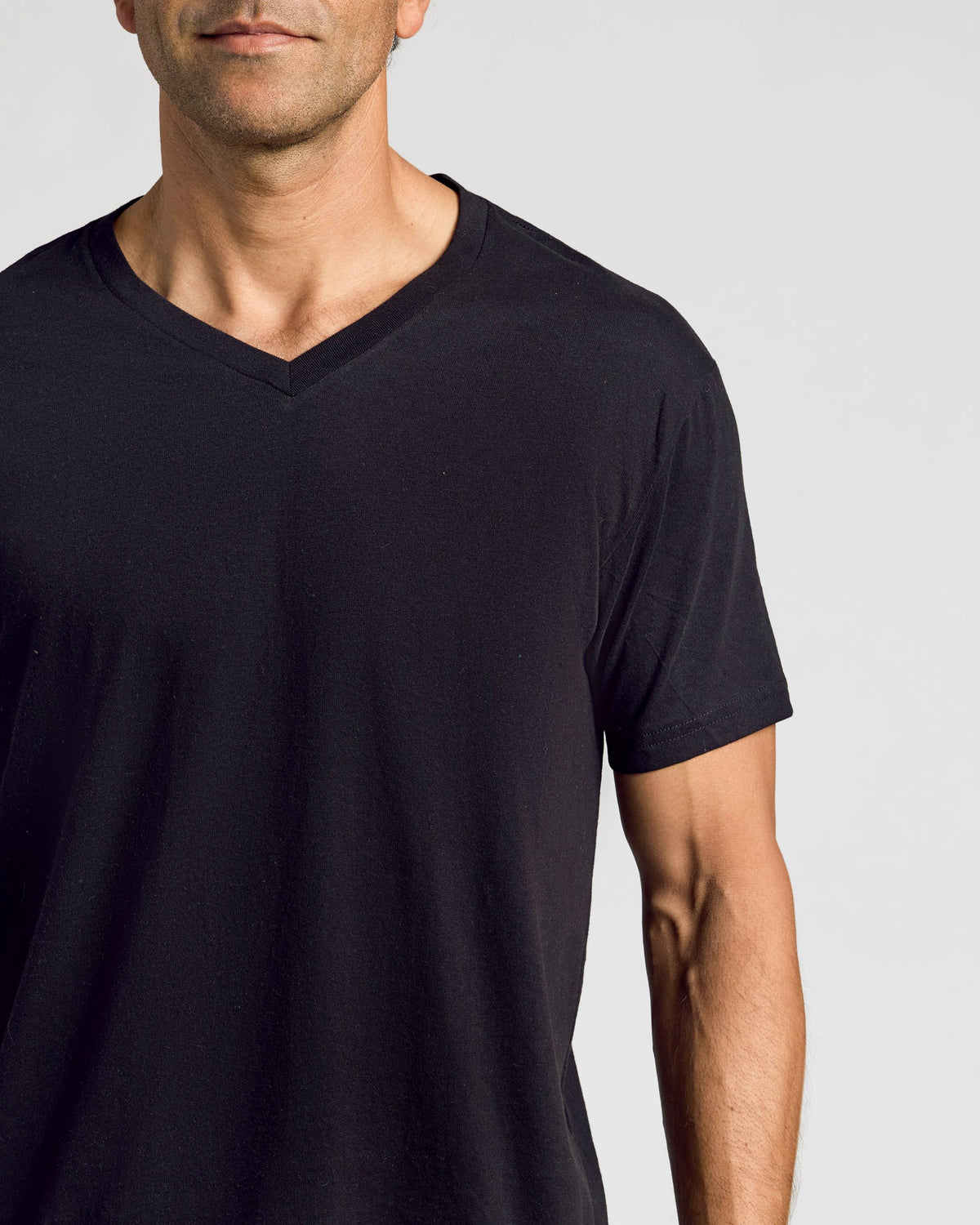 Black & White V-Neck 10-Pack
