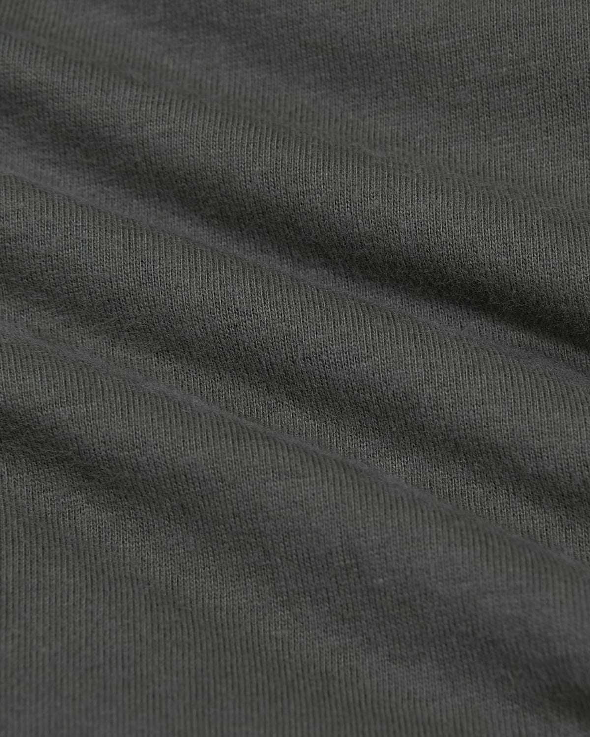 Carbon Short Classic Crew Neck