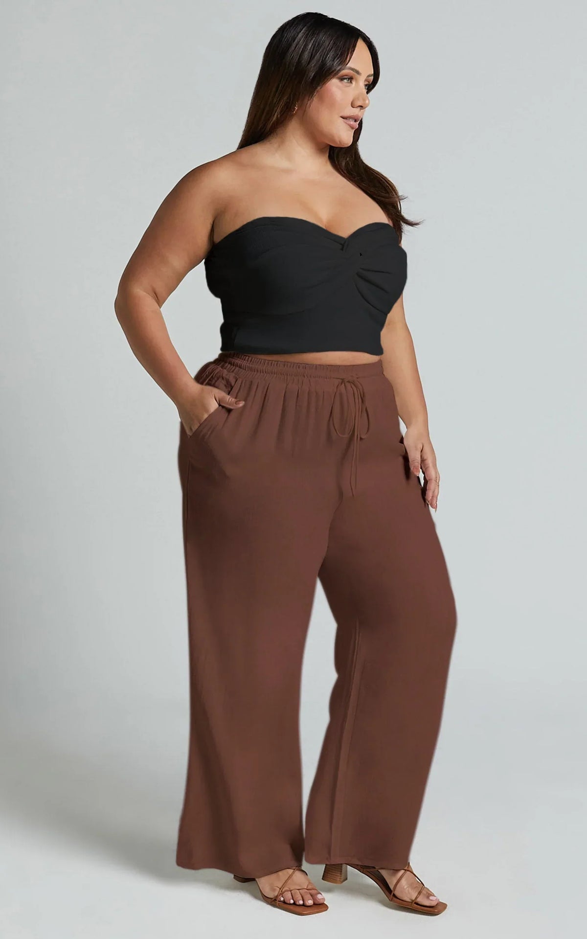 Kala Pants - Mid Waisted Relaxed Elastic Waist Pants in Chocolate