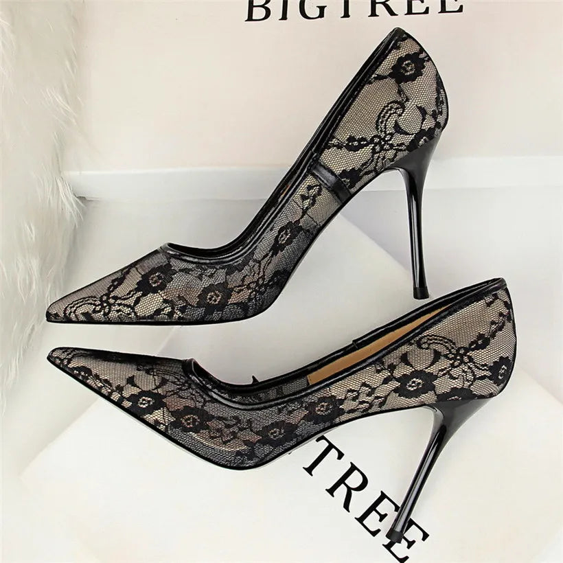 2025 Sexy Black Flower Lace Mesh Pumps Women Pointed Fashion Party Shoes Show Thin High Heels Shoes Women's Office Shoes Shallow