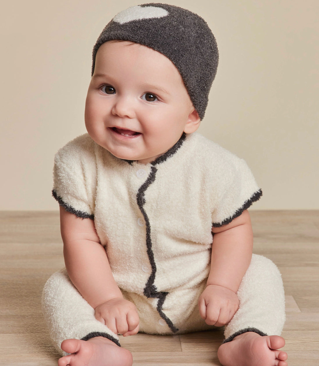Barefoot Dreams CozyChic Lite Infant Heart Beanie (Carbon)