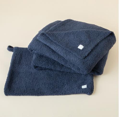 Marshmallow Fleece Travel Bag + Throw