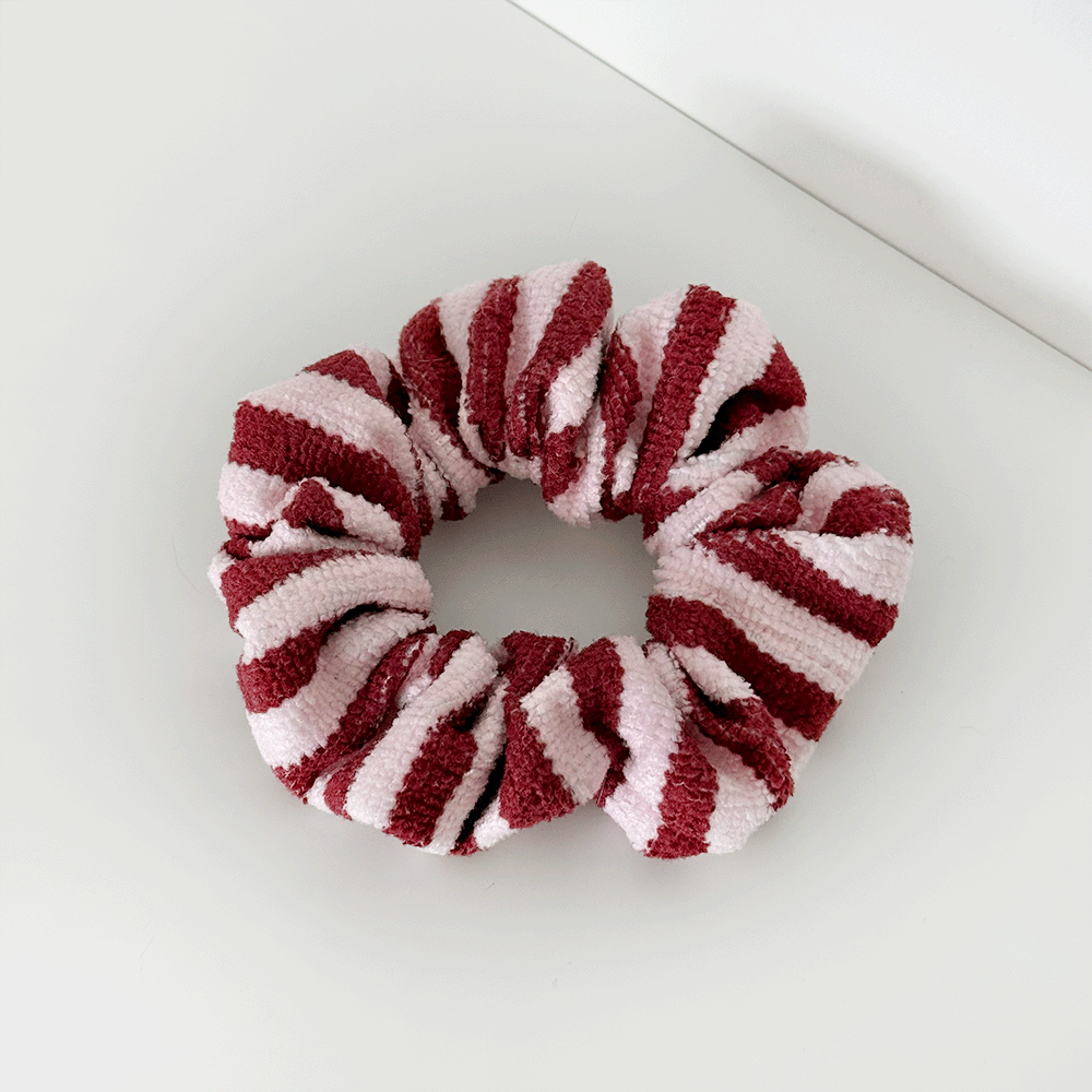 TOWEL Scrunchie - Blushberry Scallop Stripes