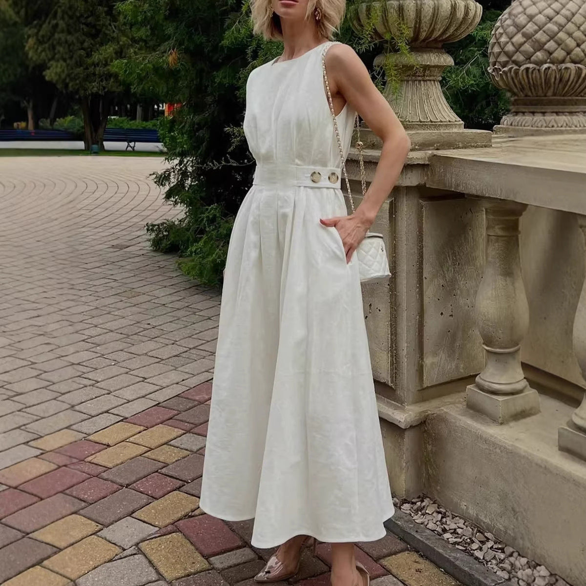 Women's French Minimalist Sleeveless Crew-Neck Midi Dress – White S–XXL