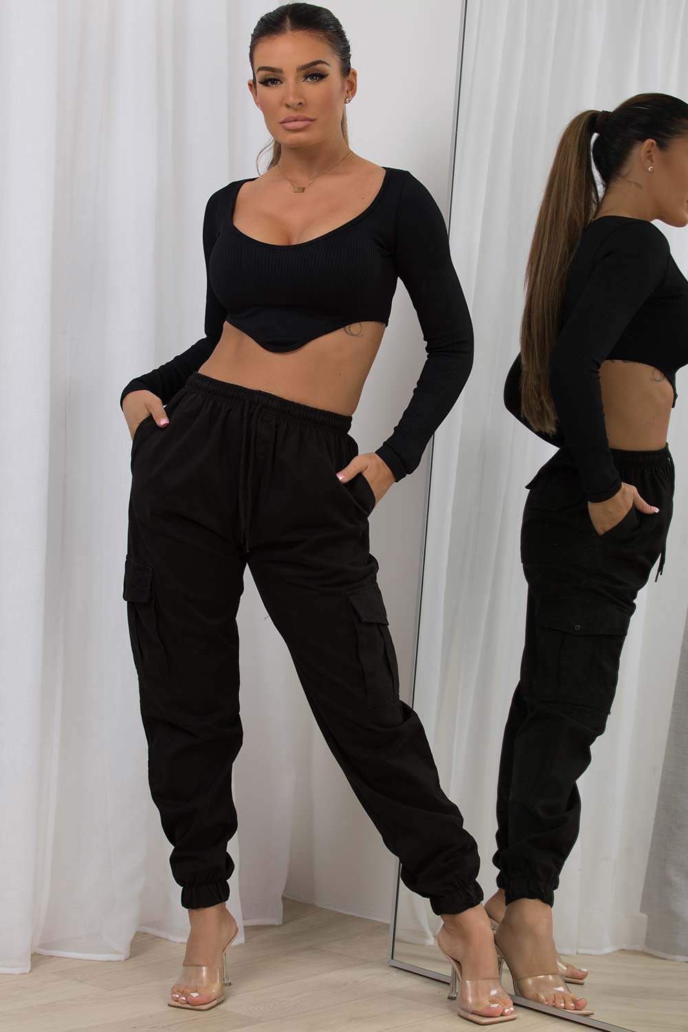 Cargo Trousers With Cuffed Bottoms Black